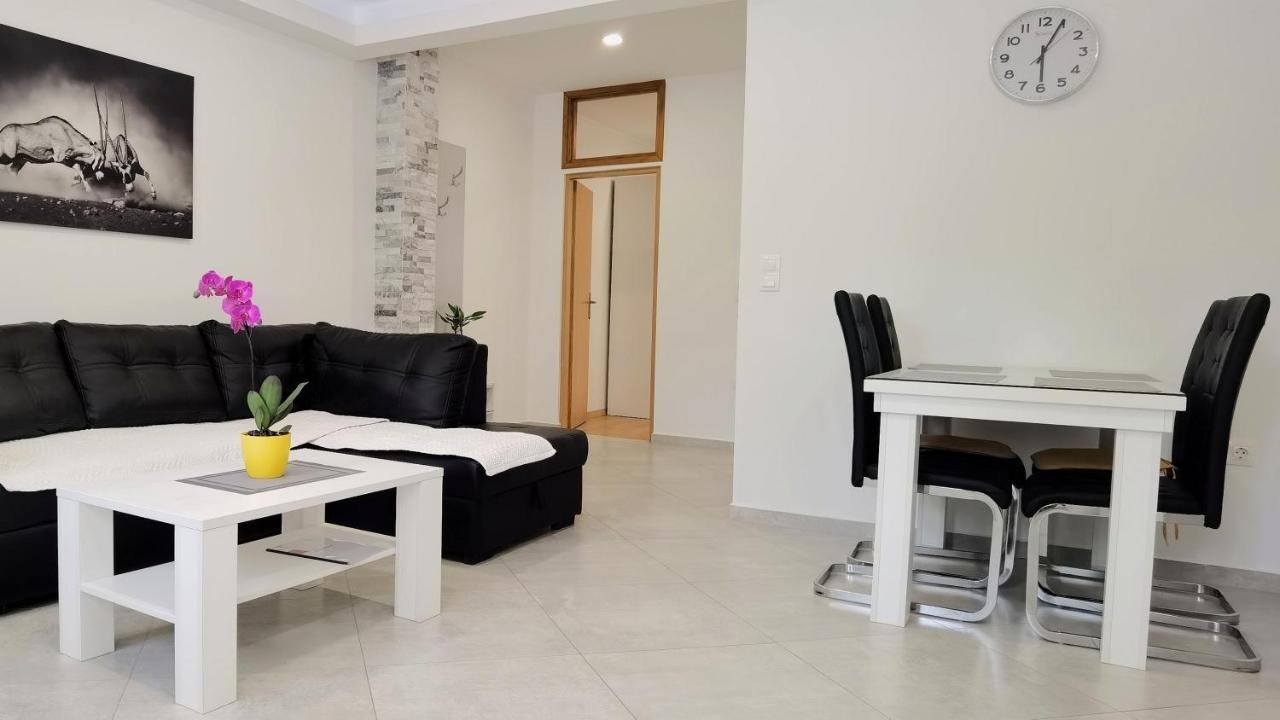 Apartments Njegovan Crikvenica Exteriér fotografie